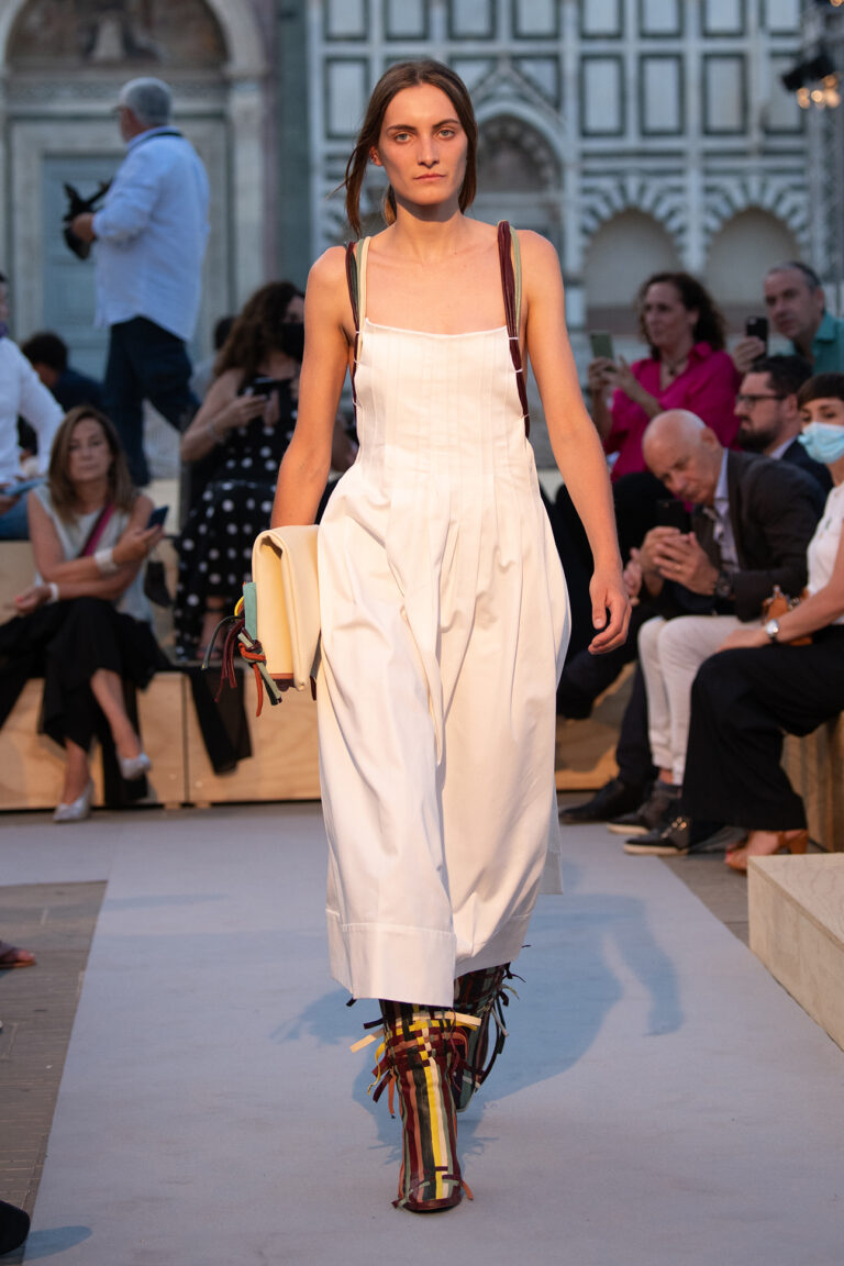 Annagiulia Giannetti, Undergraduate in Fashion Design 2021, Italy