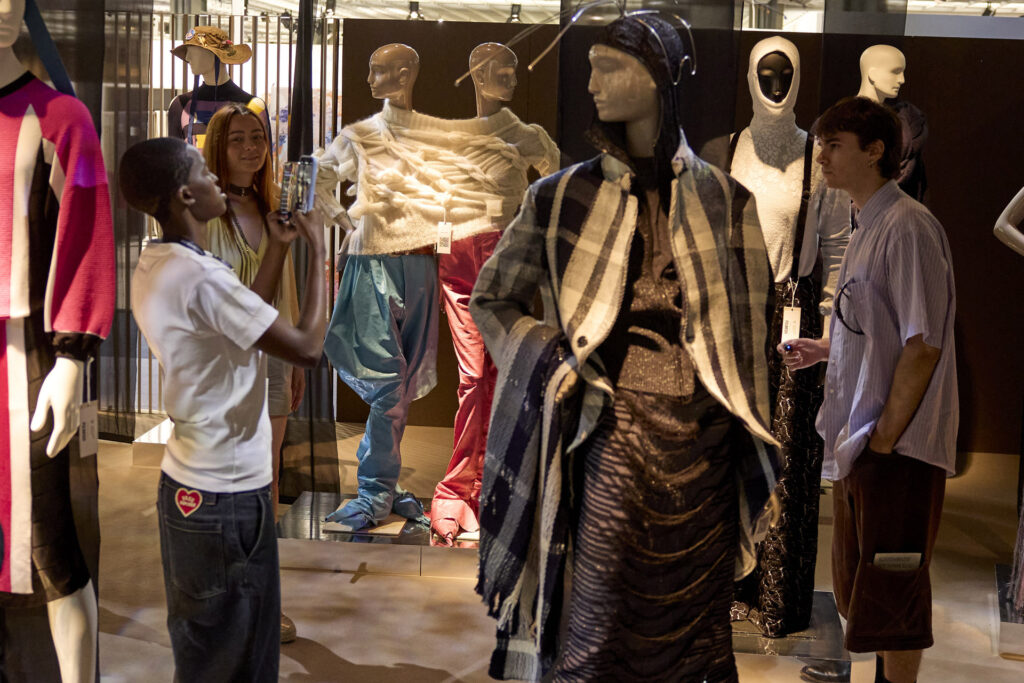 Polimoda students at Linea Più at Pitti Filati