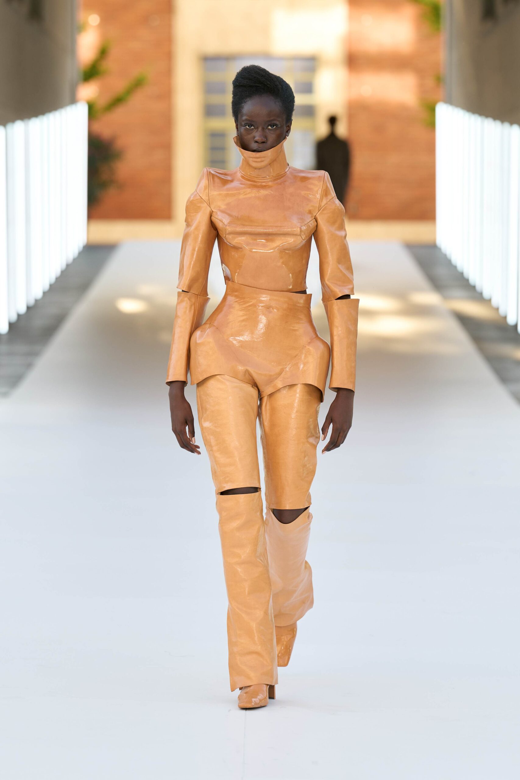 Emilie Wenckstern, No Longer Human (Germany). Sponsored by Ostinelli Seta. Photo by Filippo Fior and Salvatore Dragone GoRunway.