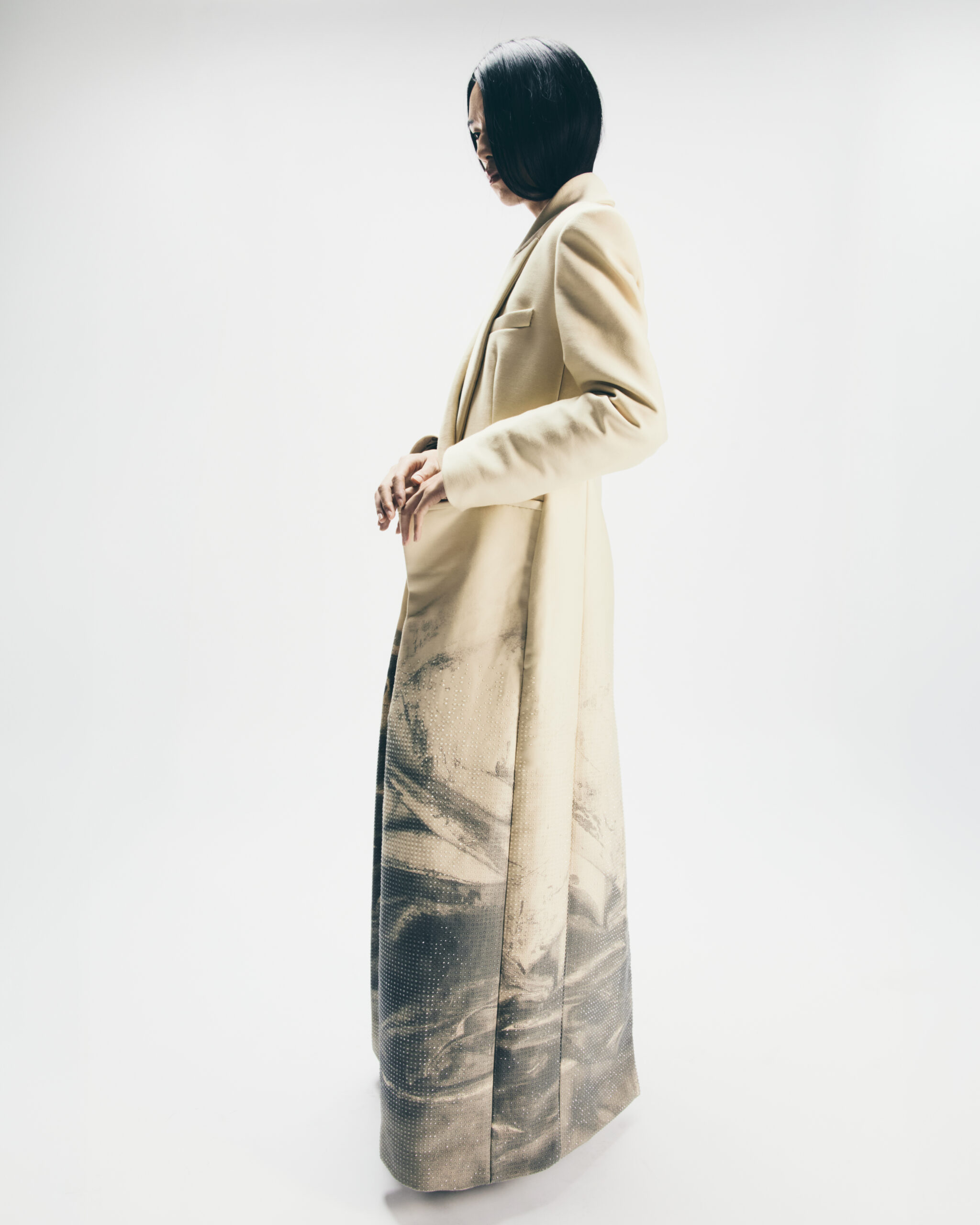 Designer: Diana Avetisian.
Model: Xinglai.
Stylist: Gia Mateo.