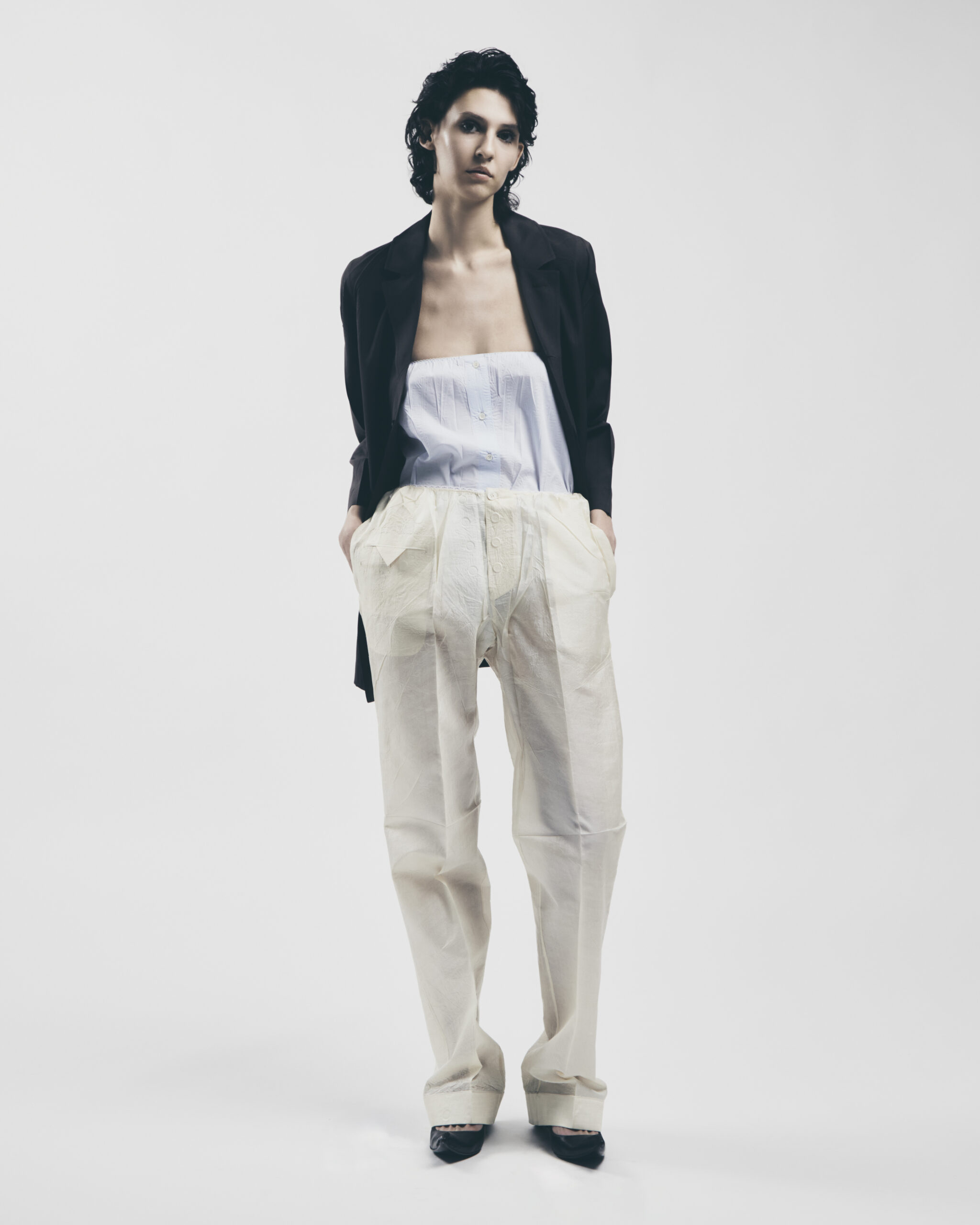 Designer: Vincenzo Marrazzo.
Model: Elana Lolli.
Stylists: Tewis Gandola, Gia Mateo.