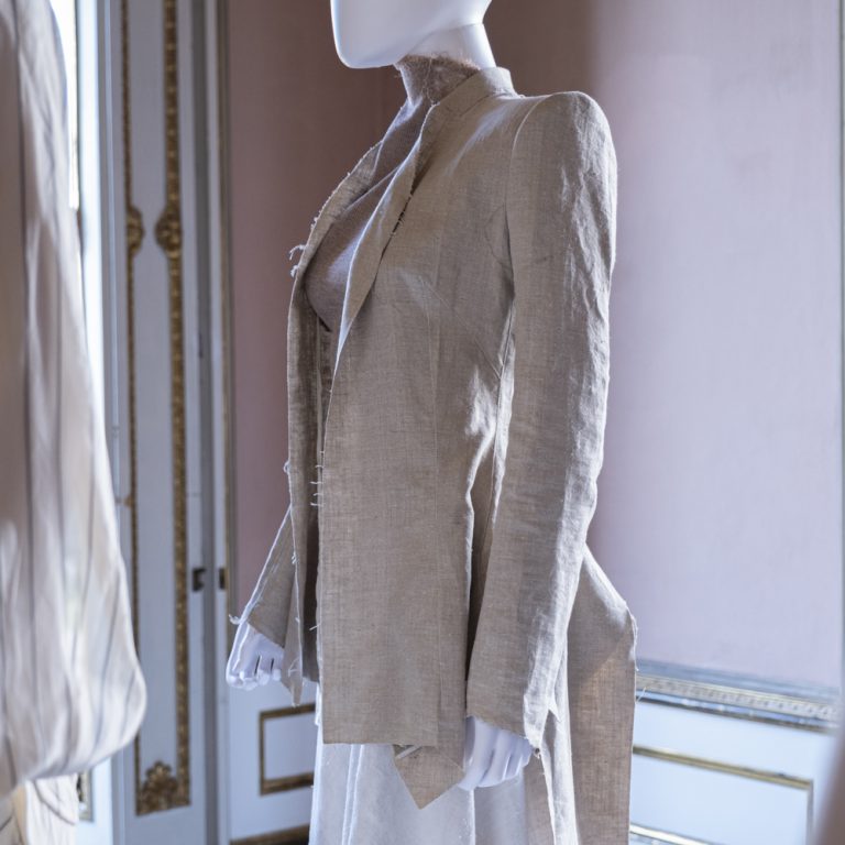 1666881061-collection-design-fondo-ambiente-polimoda-22-15 1666881061-collection-design-fondo-ambiente-polimoda-22-15