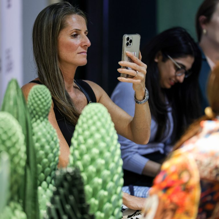 1668439496-dubai-design-week-talk-polimoda8 1668439496-dubai-design-week-talk-polimoda8