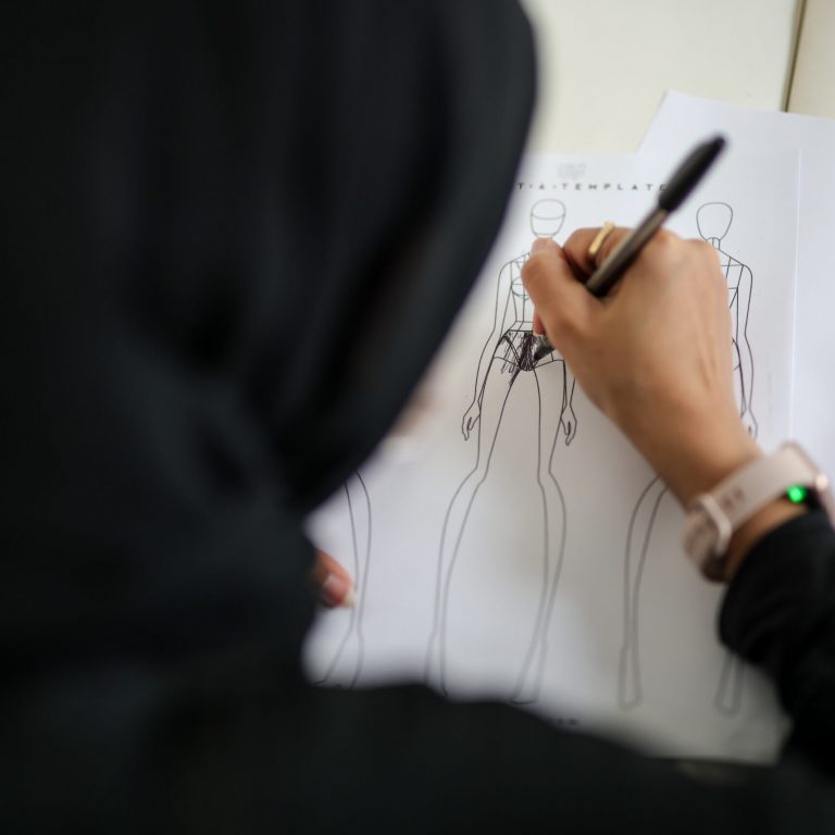 1668439641-dubai-design-week-workshop-polimoda7 1668439641-dubai-design-week-workshop-polimoda7